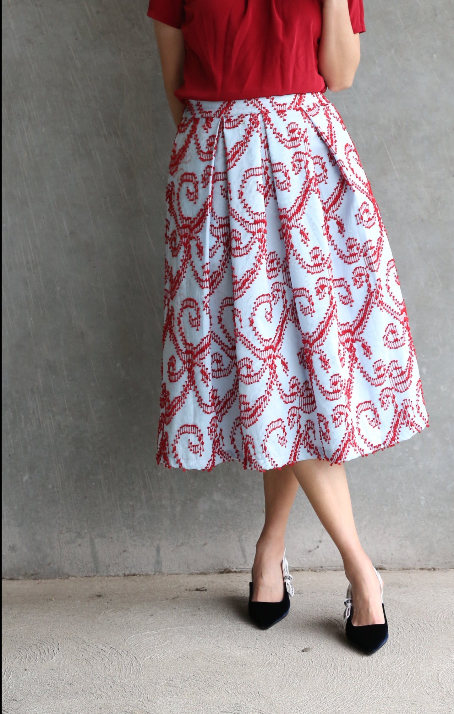 Caitlyn pleated skirt