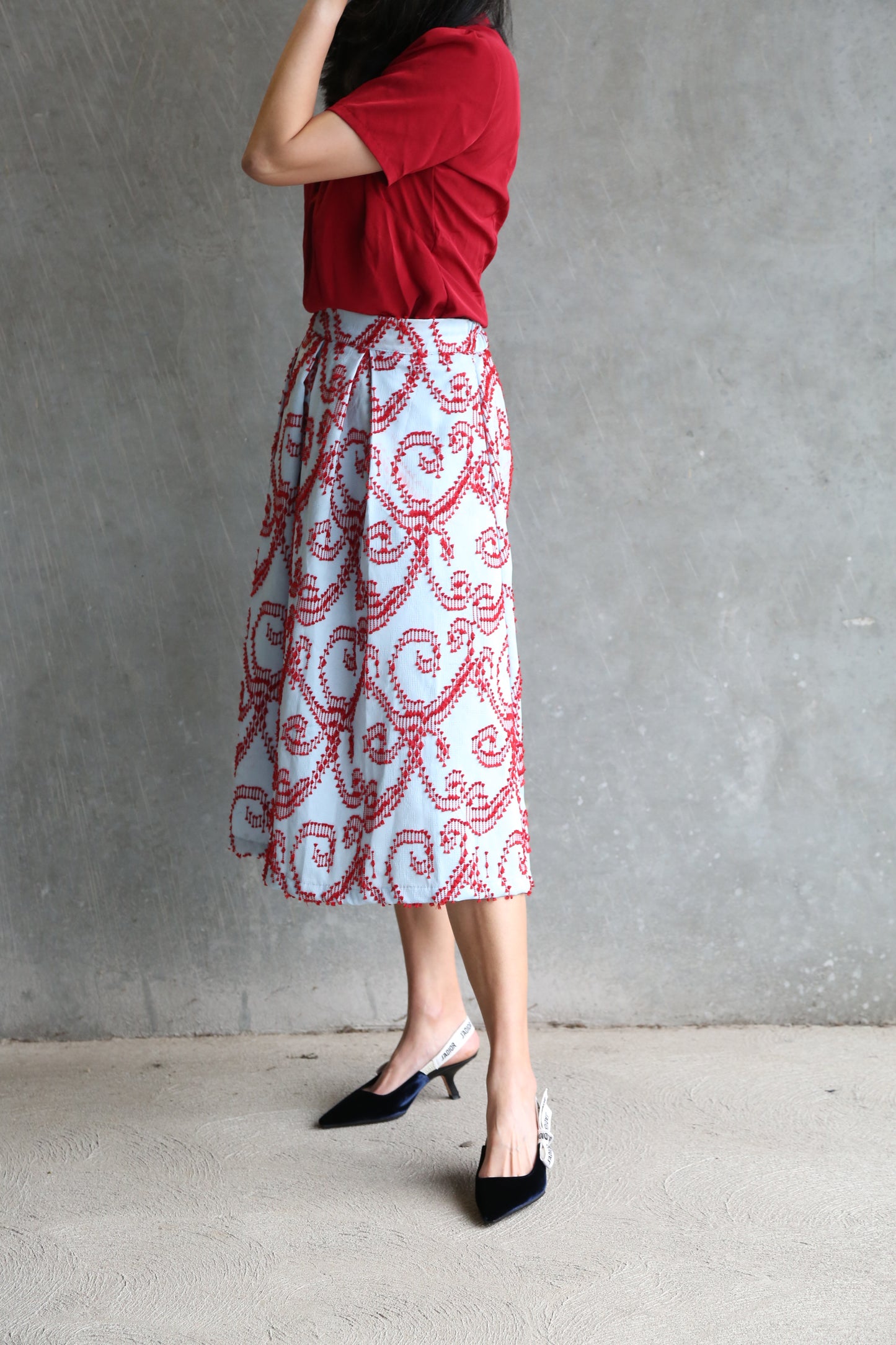 Caitlyn pleated skirt