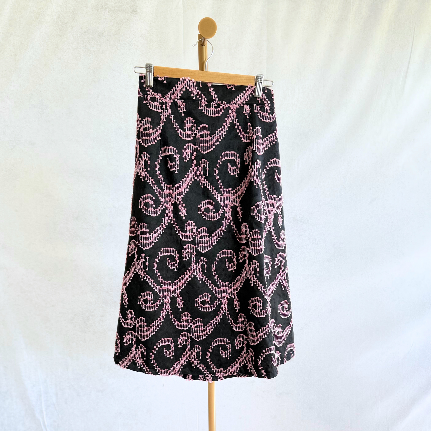 Sally skirt in tenun
