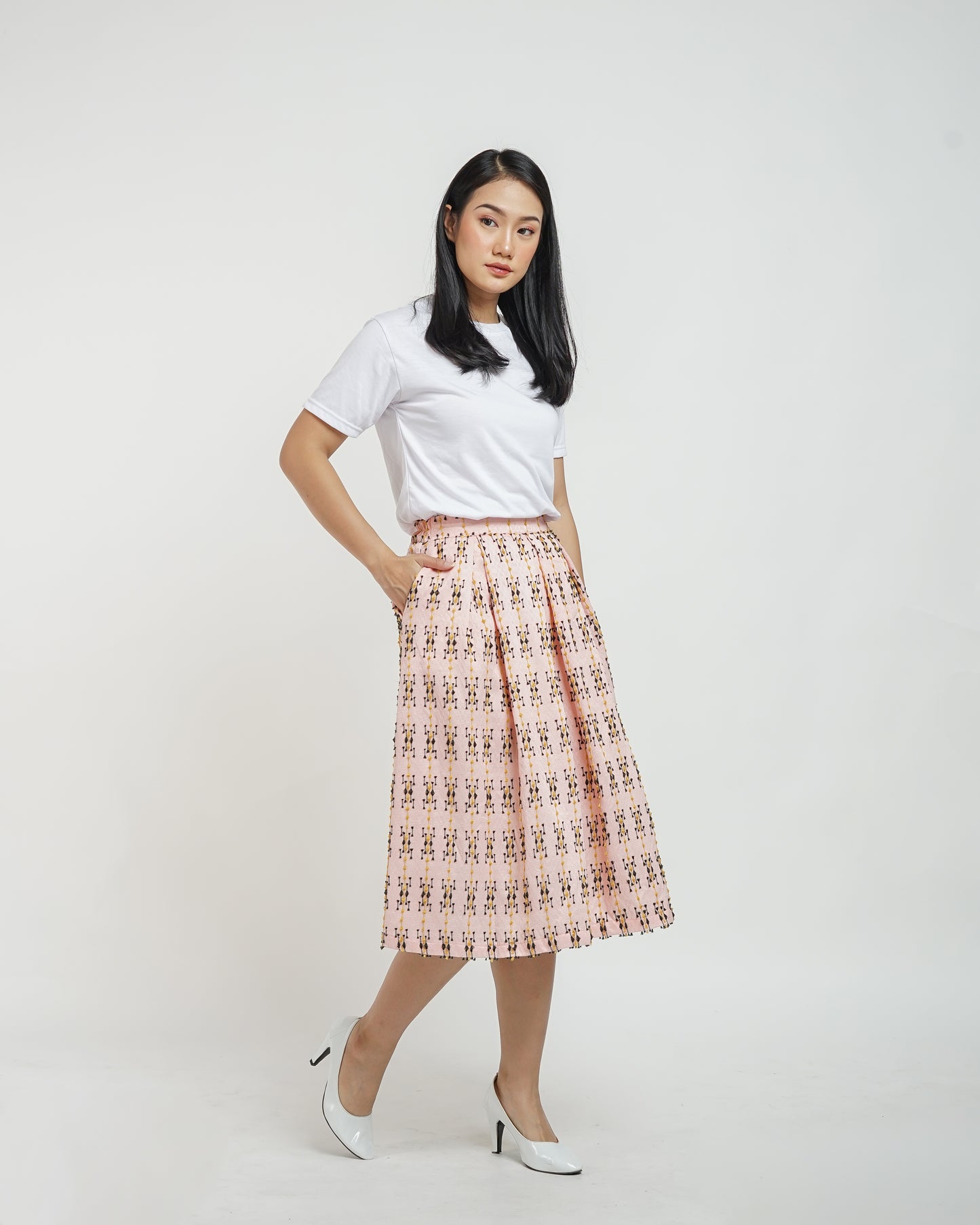 Caitlyn pleated skirt