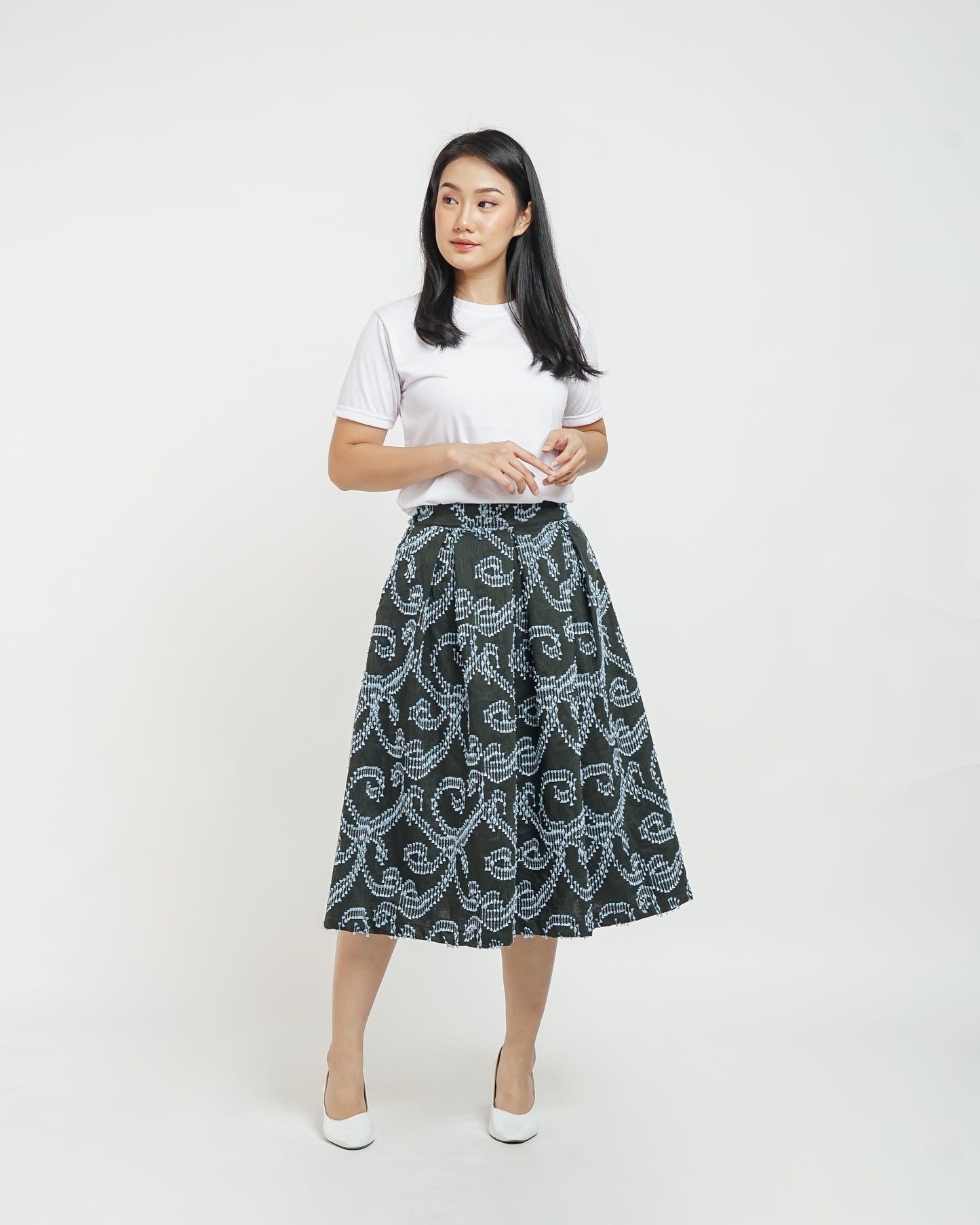 Caitlyn pleated skirt