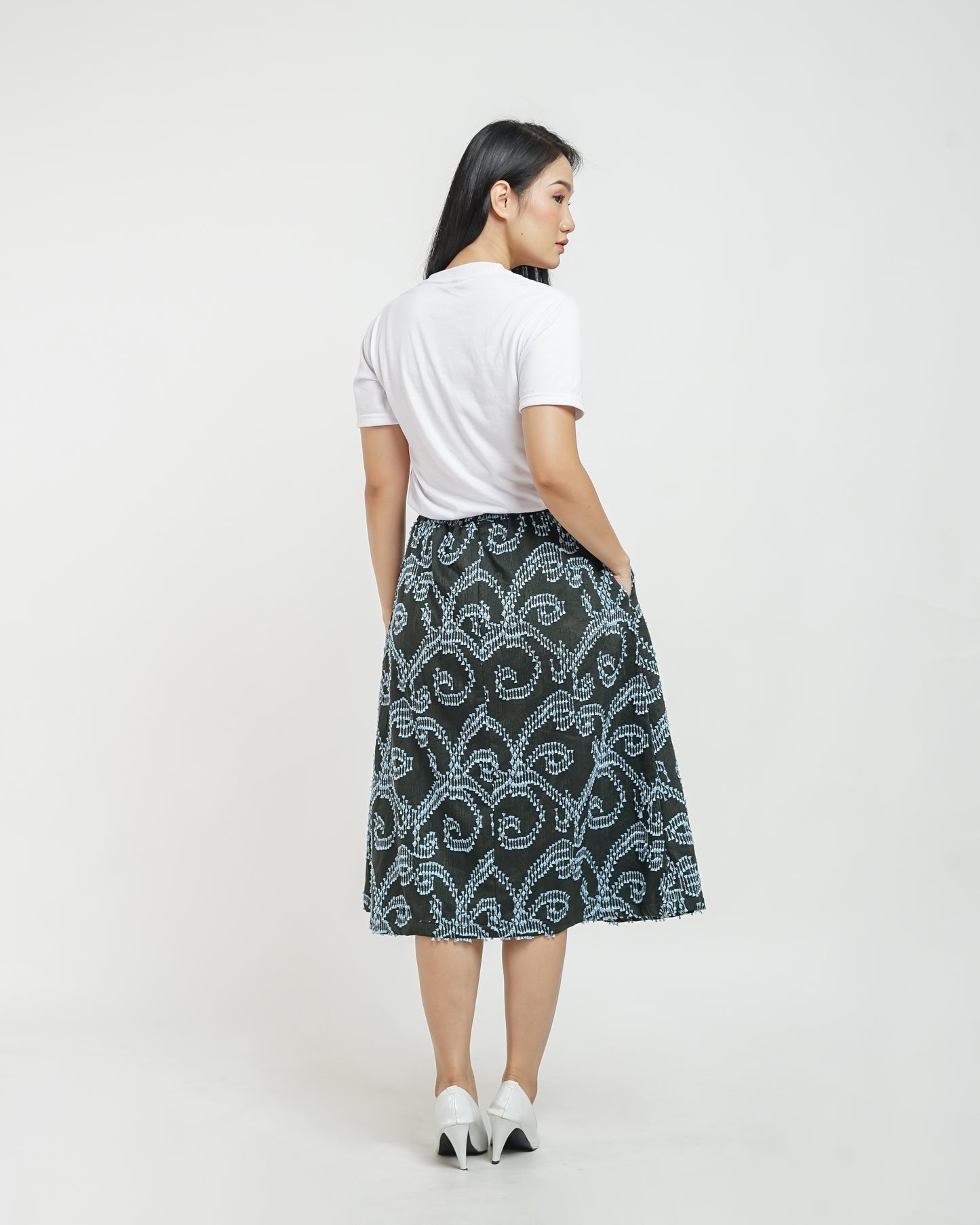 Caitlyn pleated skirt