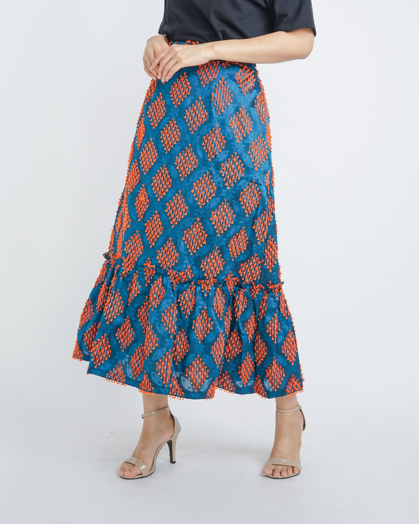 Raya maxi skirt ruffled hem