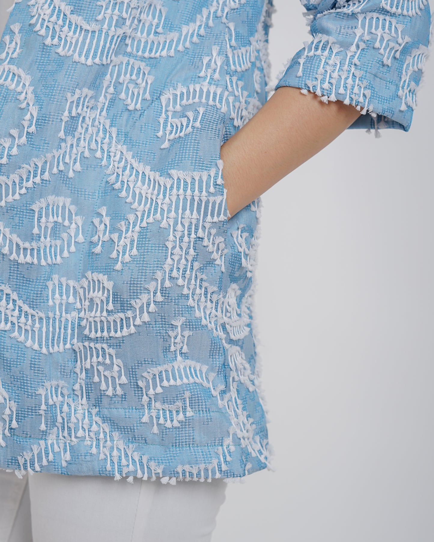 Alice tenun outerwear