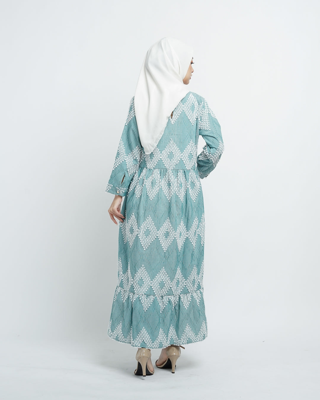 Raya tenun maxi dress green white