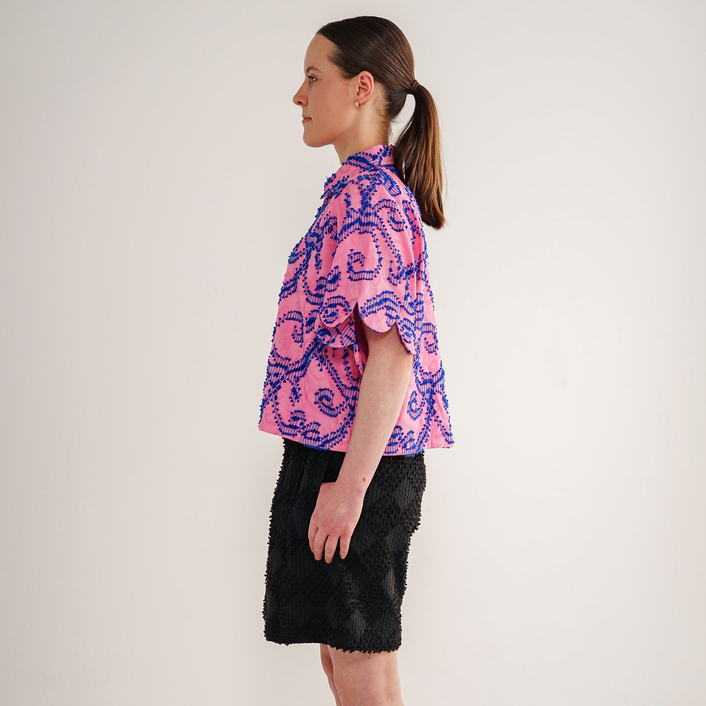 Lindsay scalloped shirt in tenun