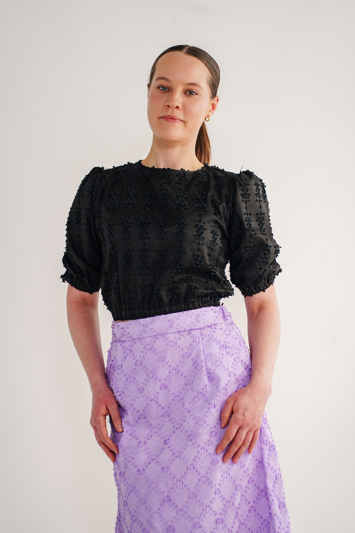 Margot scalloped skirt in tenun